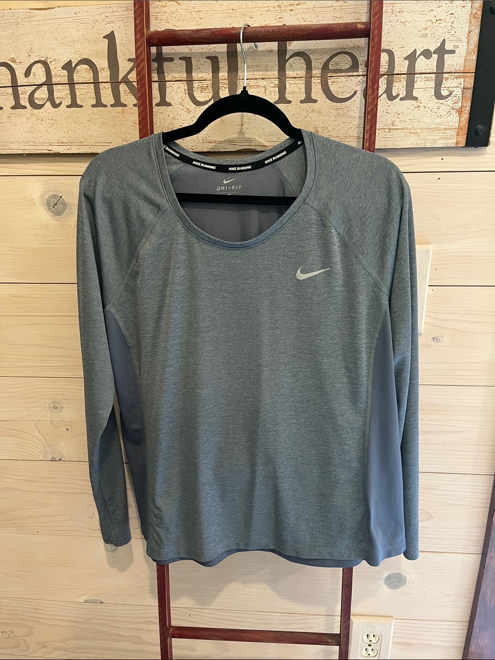 Nike Women's Long-Sleeve Dri-FIT Crew Top — Gray